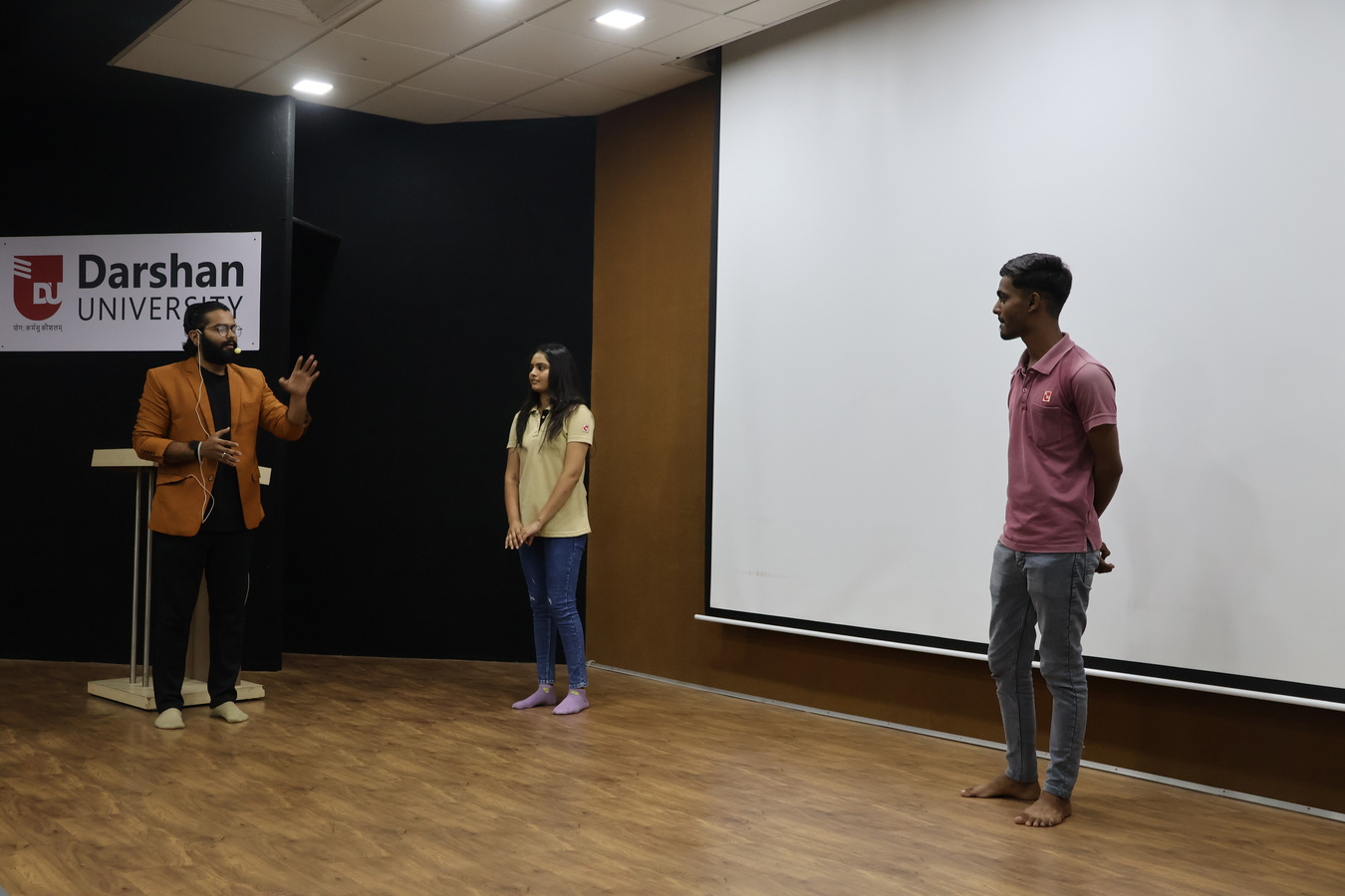 Photos of Expert Talk on "Sales and Acting: A Parallel Journey"