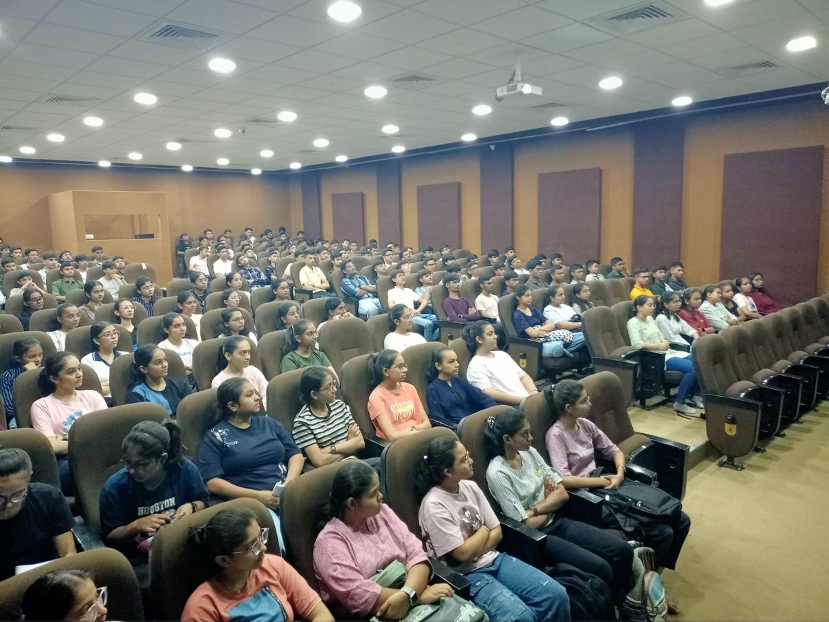 Photos of Seminar on "Personal Finance"