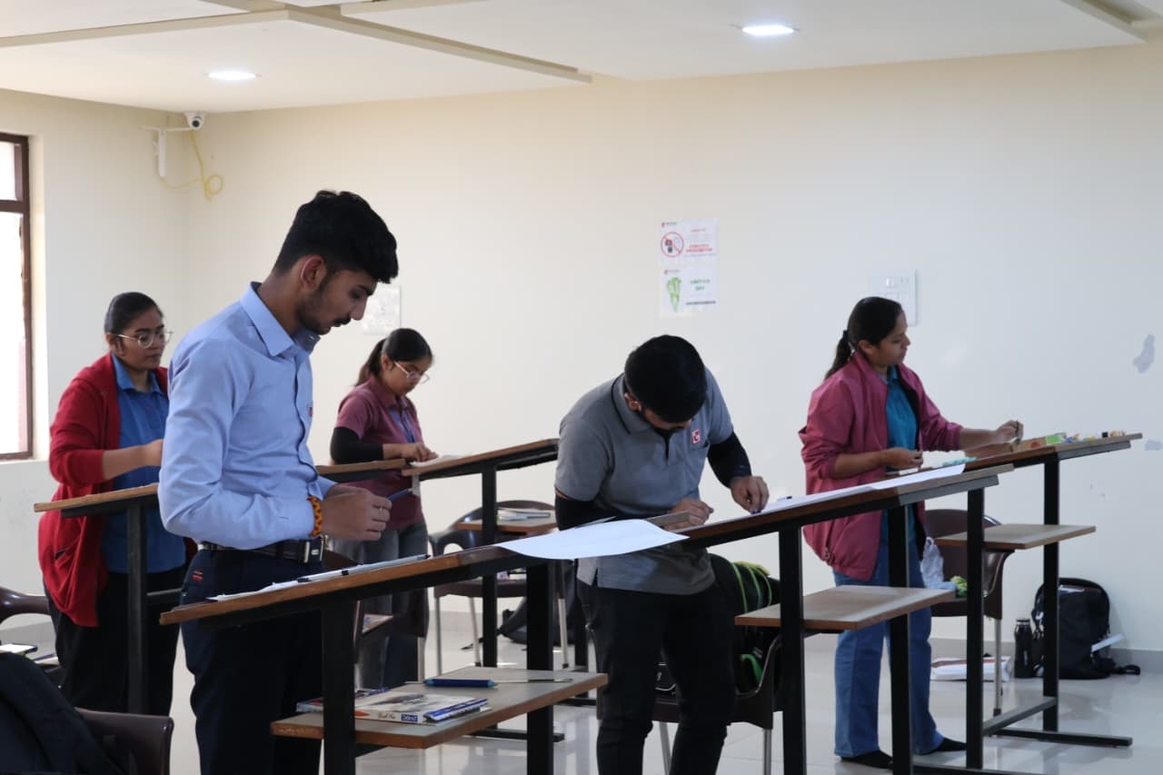 Photos of Poster Making Competition: Strokes of Arts