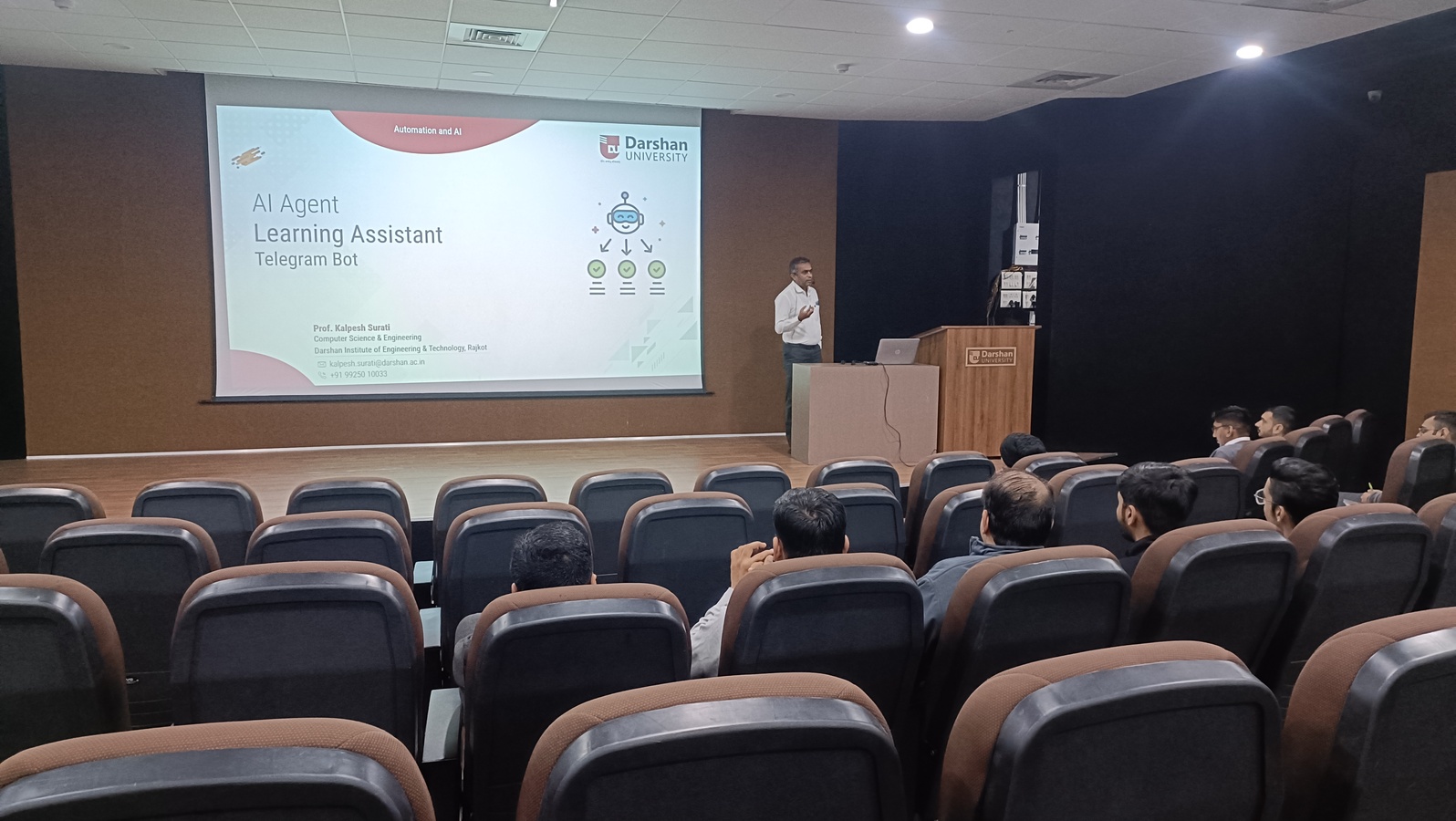 Photos of One-day workshop on “Agent Building”