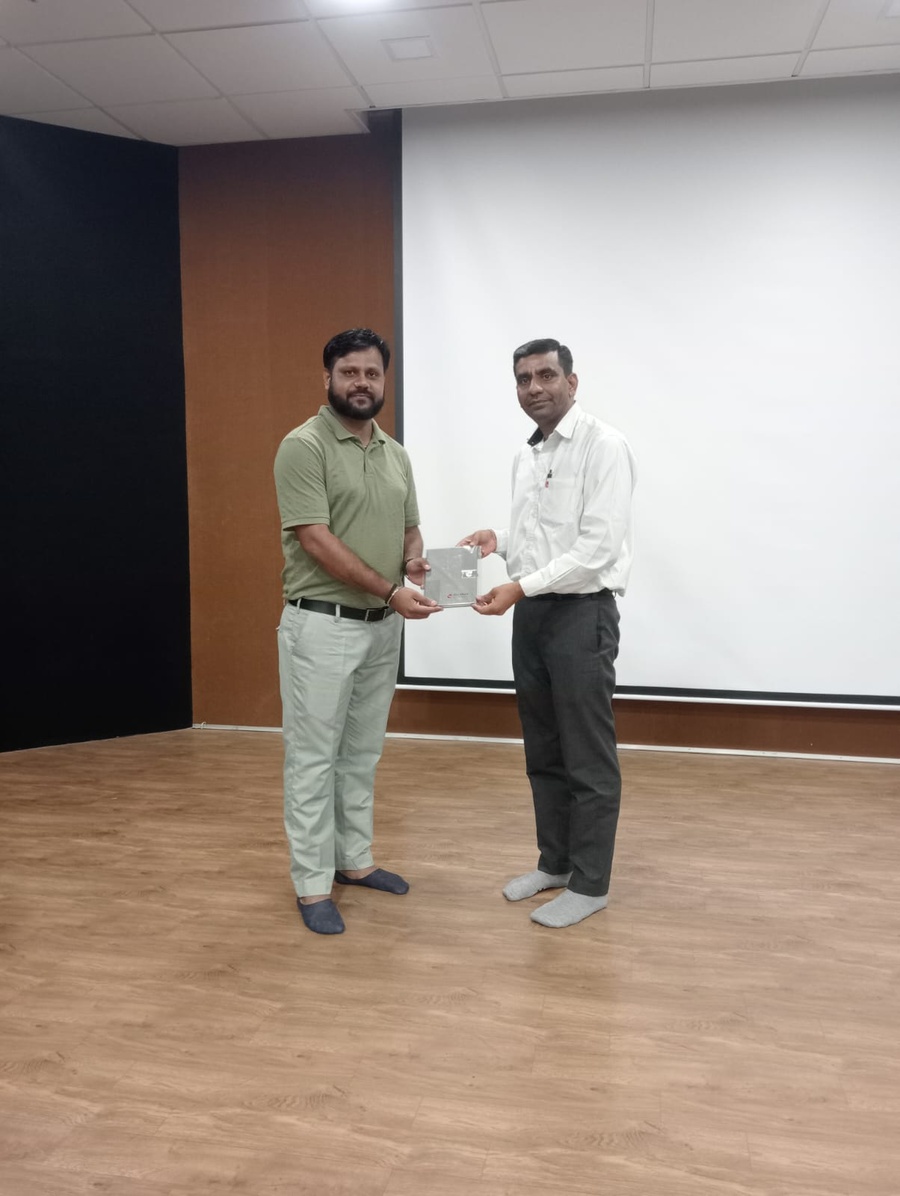Photos of Industrial Expert talk on "Professional Ethics and Industrial Responsibility for Future Engineers"