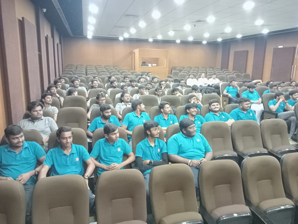 Photos of Industrial Expert talk on "Professional Ethics and Industrial Responsibility for Future Engineers"